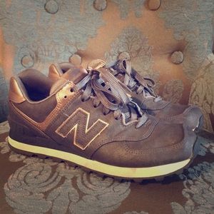 New Balance Charcoal and Rosa Gold Tennis Shoes